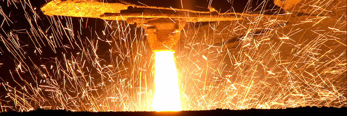 Molten steel pouring